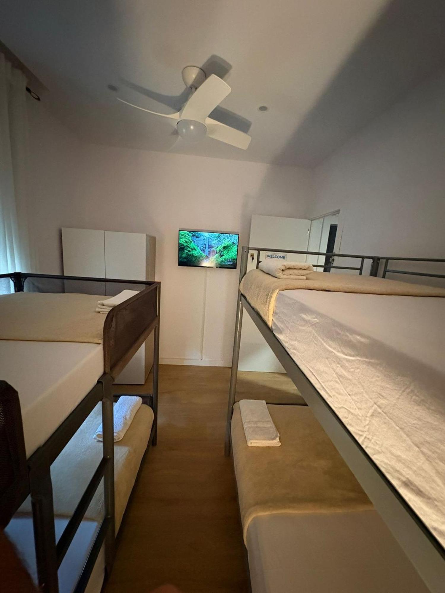 Habitaciones En برشلونة المظهر الخارجي الصورة